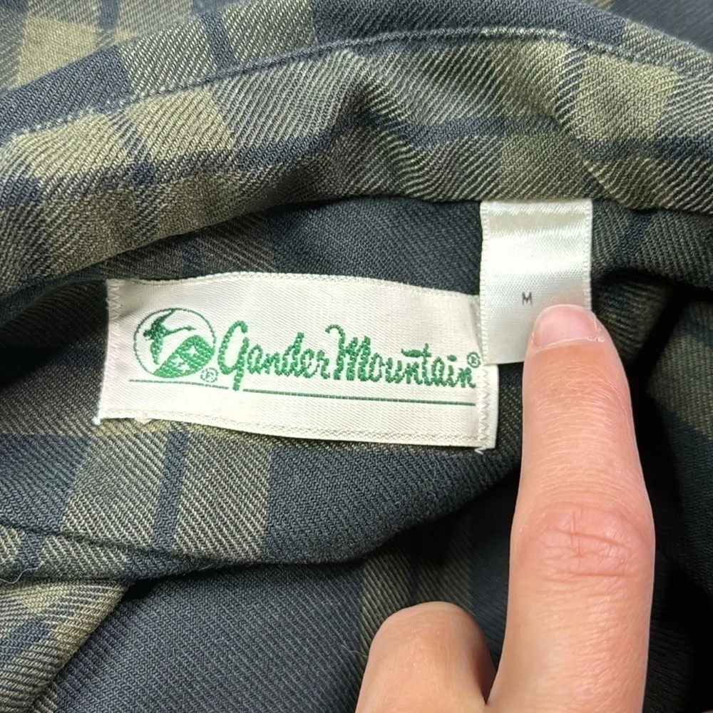 Gander Mountain Black Green Long Sleeve Button Down Shirt Size Medium
